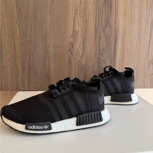 BRAND NEW-Adidas Black NMD Kids Sneakers Size 2